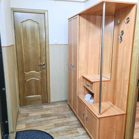 Апартаменты На Улице Розыбакиева, 103 Almaty Bagian luar foto